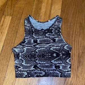 High Neck Black&White Top